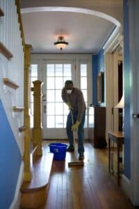 laying engineered wood flooring: cleaning is important
