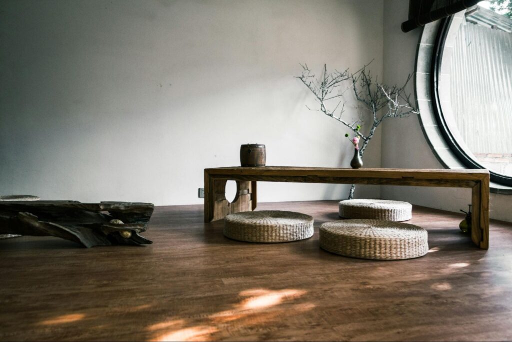 difference between engineered wood and laminate