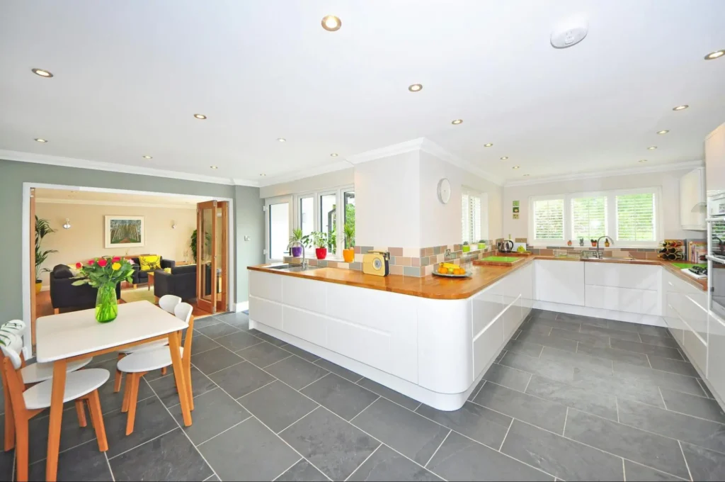 what are vinyl floor tiles